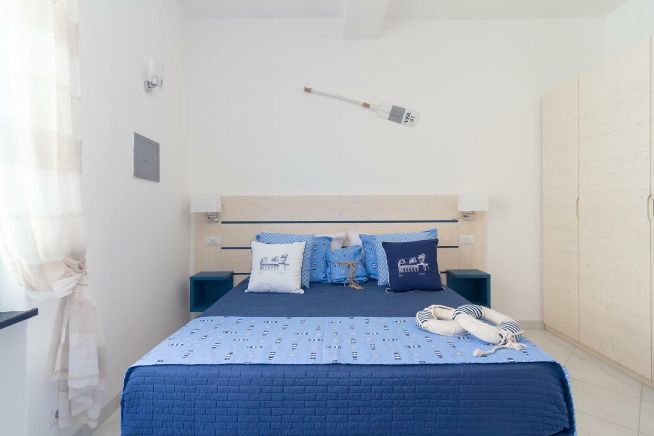 Aquamarine Relaxing Capri Suites Exterior photo